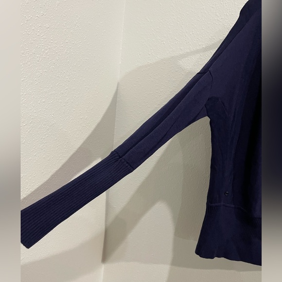 Lululemon Athletic Slouchy Sweater Wool Blend Athleisure Navy Preppy Stretch - Picture 5 of 10